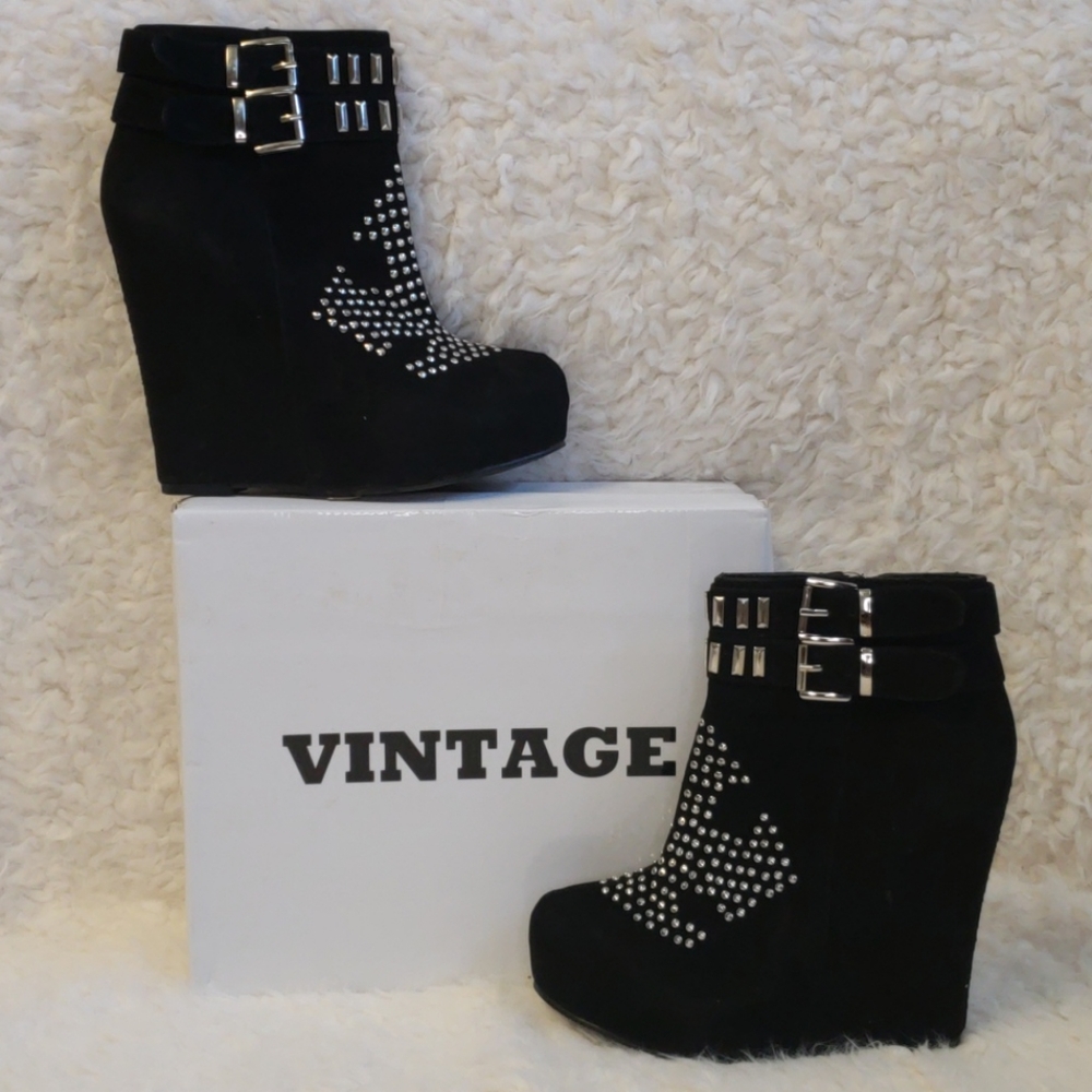 Women's Berkeley Style Wedge Ankle Boot - image 1